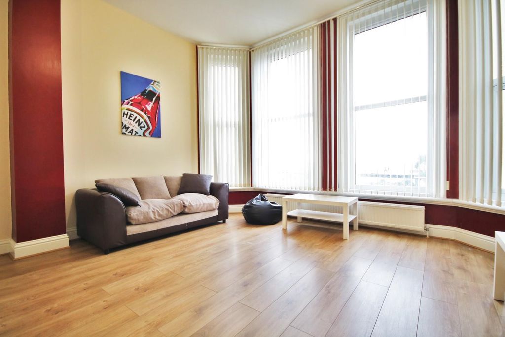 Property photo 3 of 10 Img_0005.Jpg