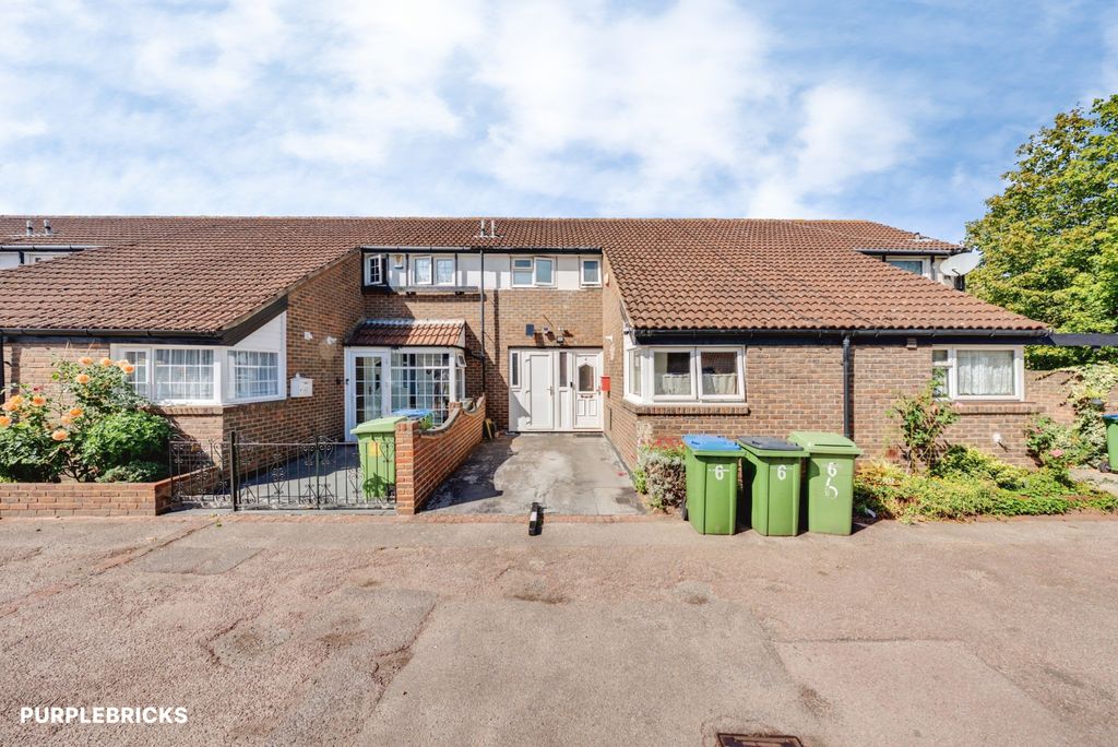 Property photo 1 of 23