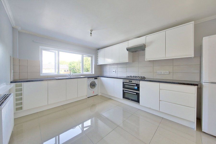 Property photo 2 of 11 Picture No. 08