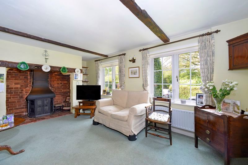 Property photo 3 of 19 Photo 8