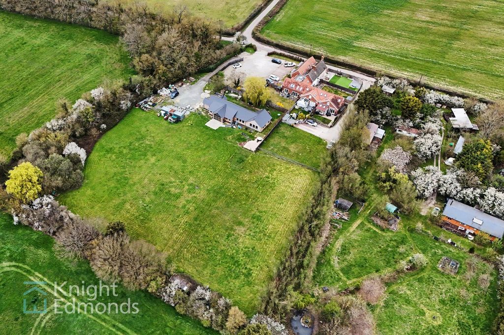 Property photo 1 of 5 Land