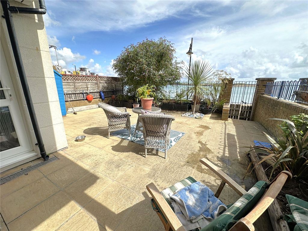 Property photo 1 of 12 Picture No. 13