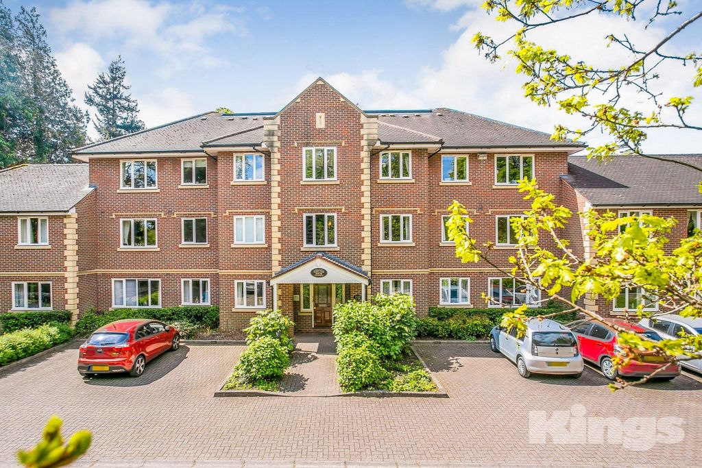 Property photo 1 of 12