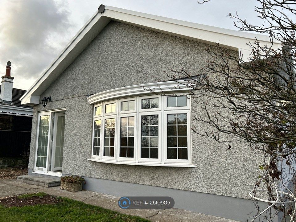 Property photo 3 of 14 Front