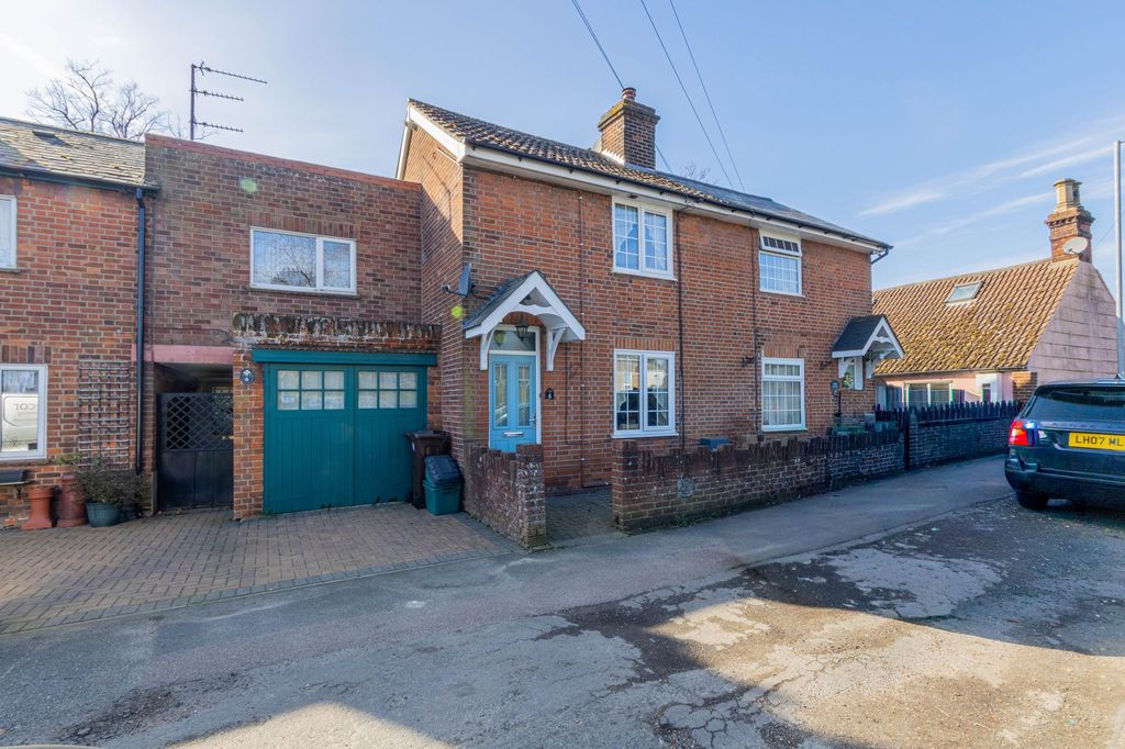 Property photo 1 of 16