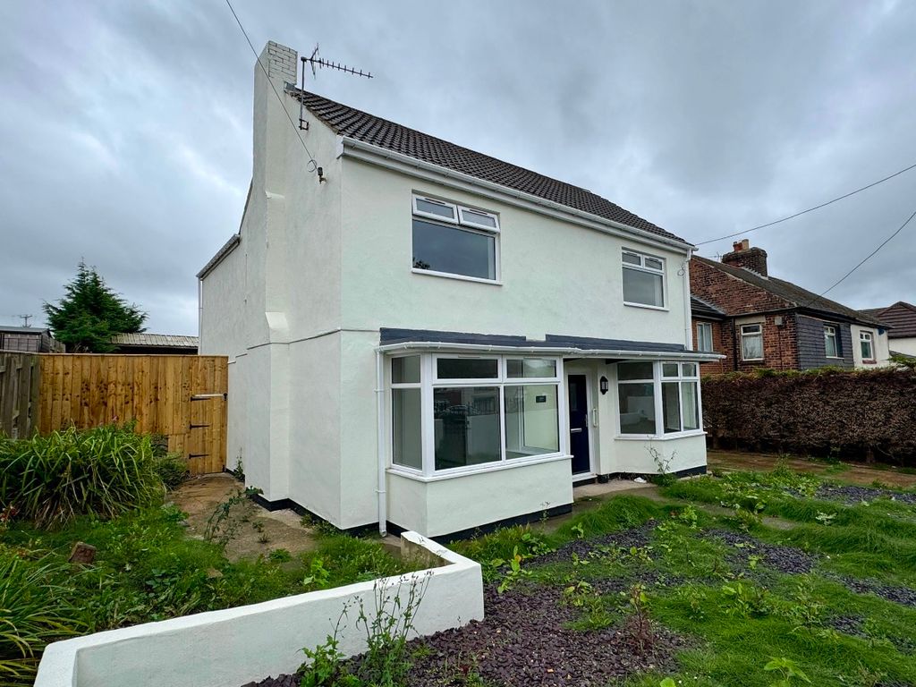 Property photo 1 of 30