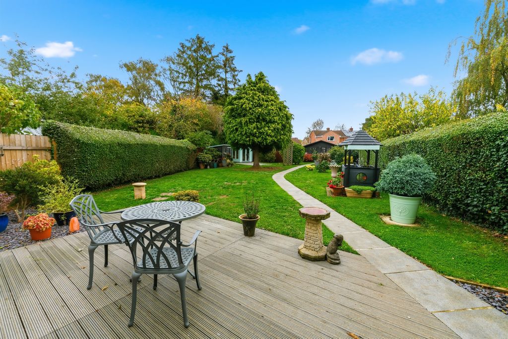 Property photo 1 of 19