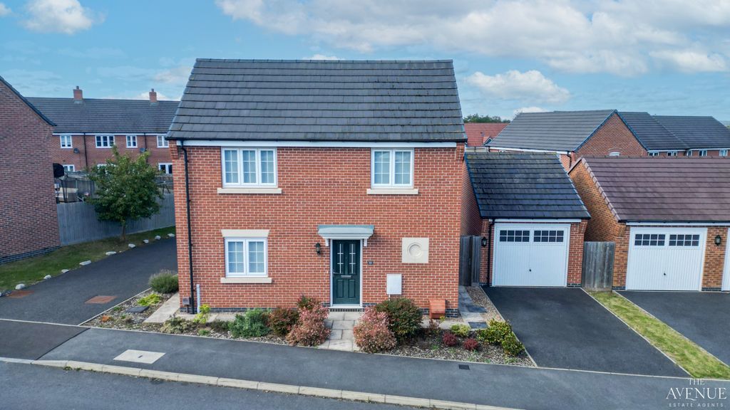 Property photo 1 of 27 4552920