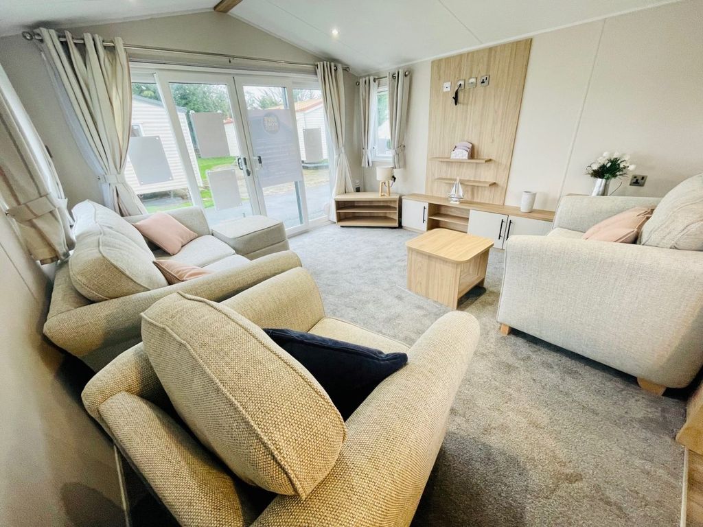 Property photo 3 of 19 Willerby Lamberhurst 2023 Car0062396 64841941.Jpeg