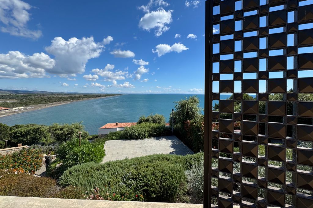 Property photo 3 of 30