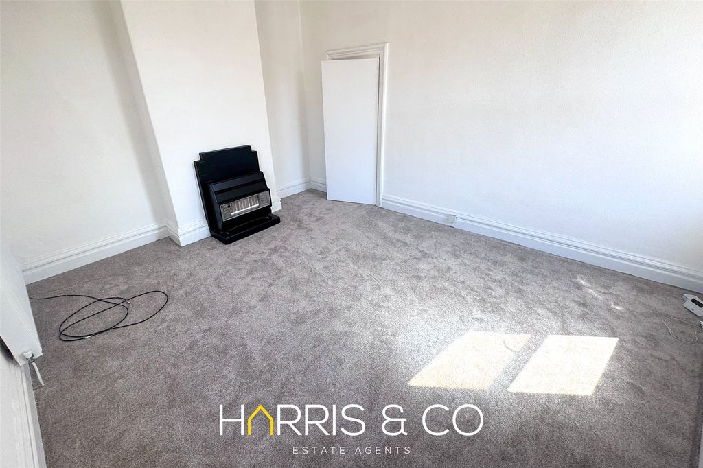 Property photo 3 of 10 Picture No. 09
