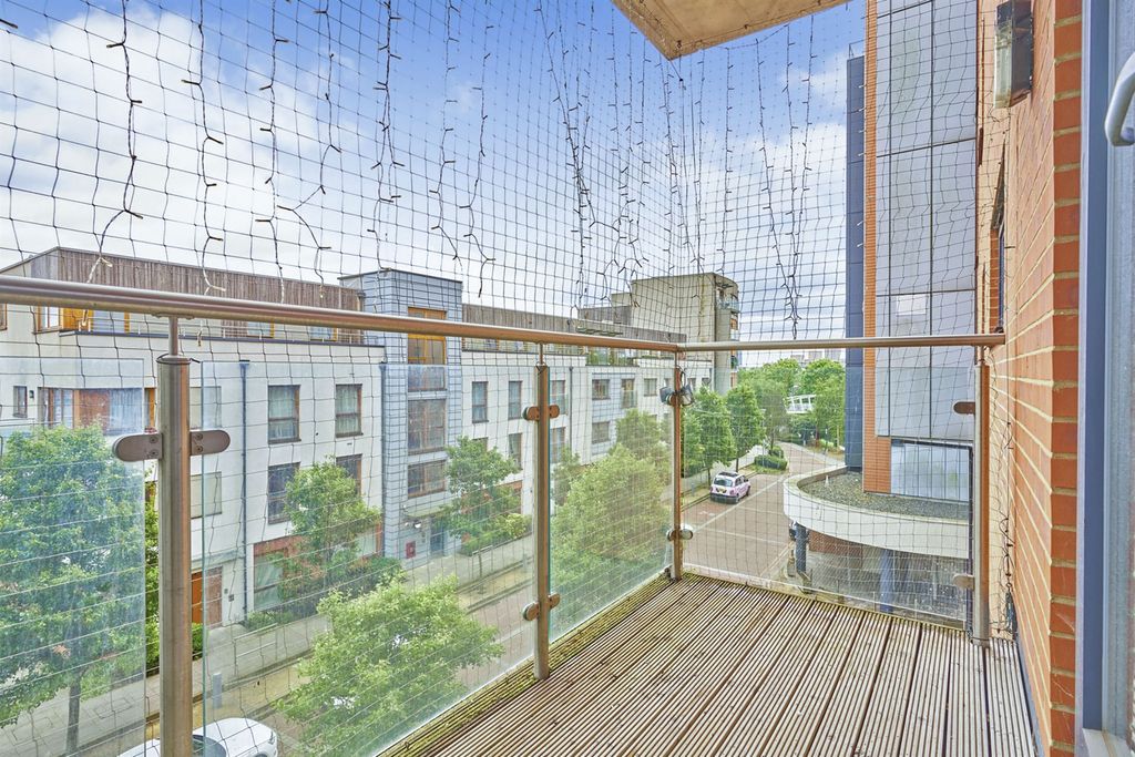 Property photo 3 of 11