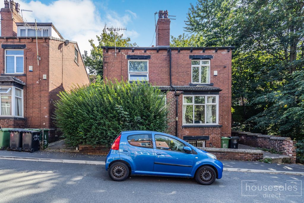 Property photo 1 of 14