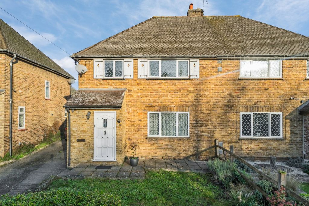 Property photo 1 of 25