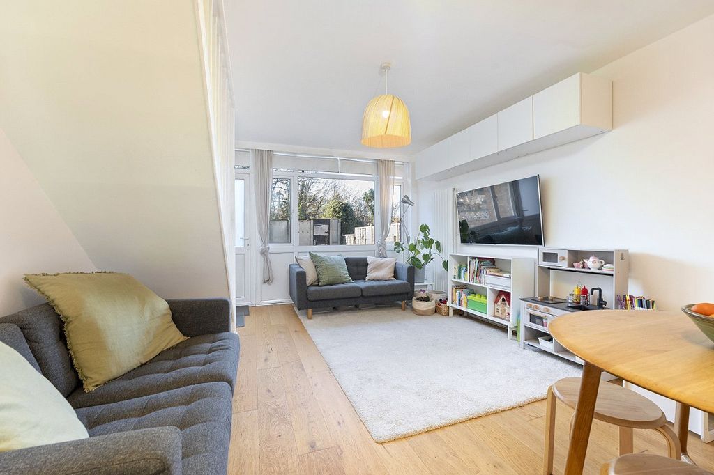 Property photo 1 of 14 Picture No. 04