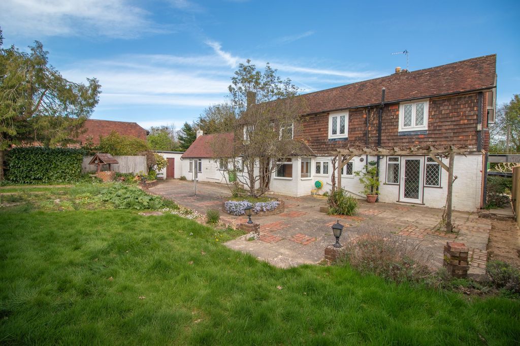 Property photo 3 of 37