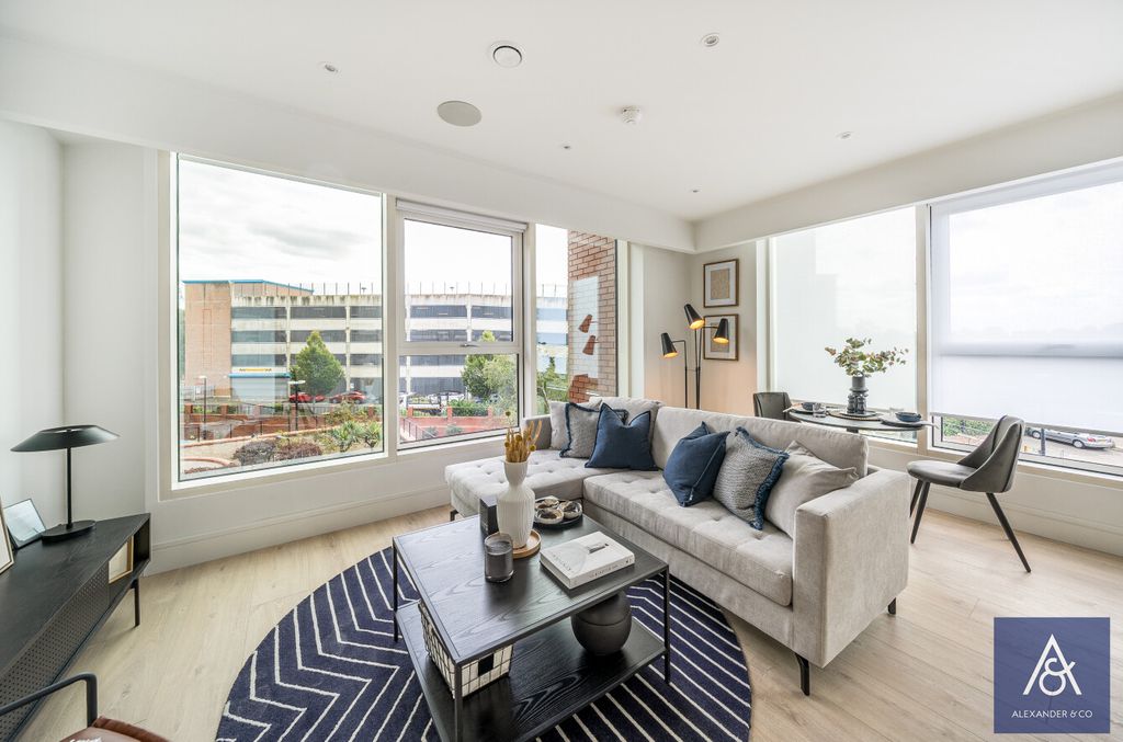 Property photo 1 of 14 1
