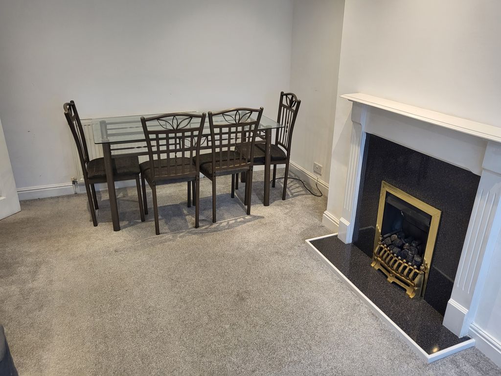 Property photo 1 of 4