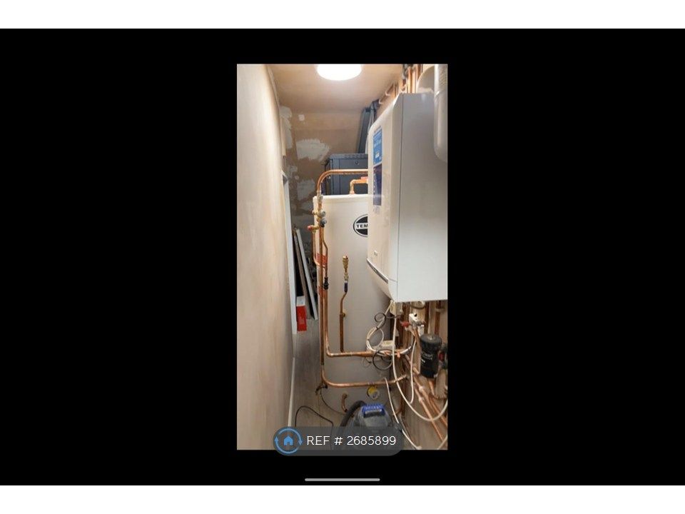 Property photo 3 of 35