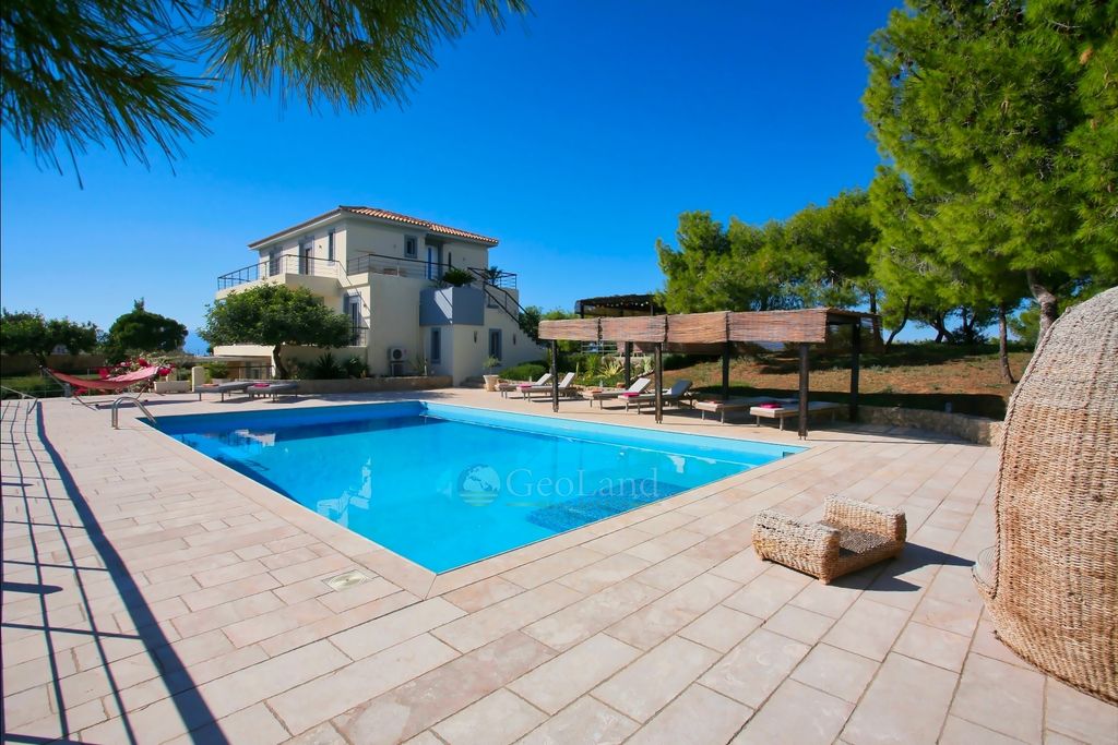 Property photo 3 of 28