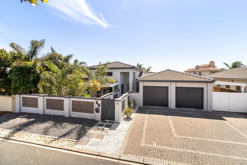 Property photo 2 of 39 1Bc1720271