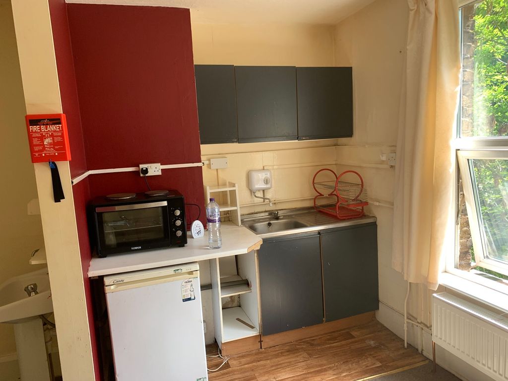 Property photo 2 of 2