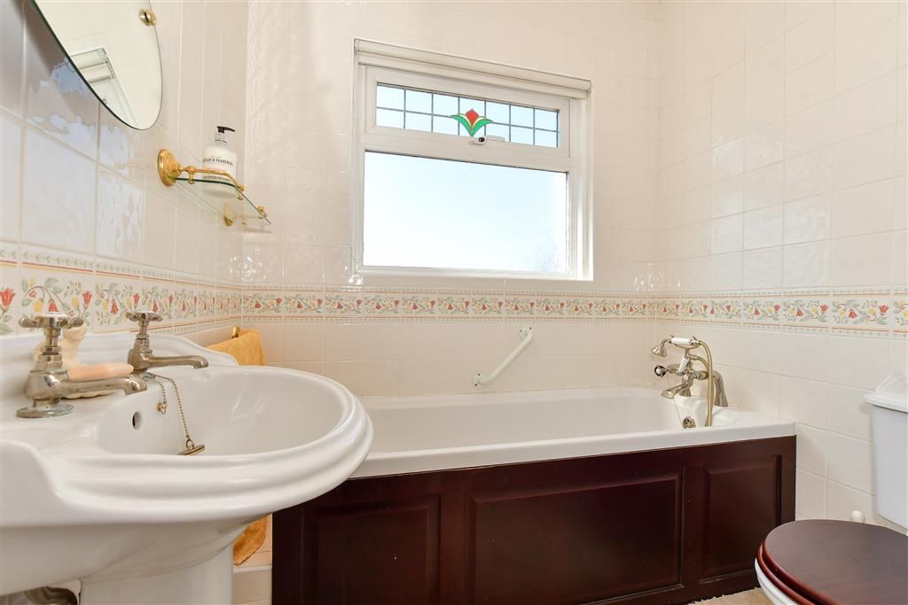 Property photo 3 of 14 Bathroom