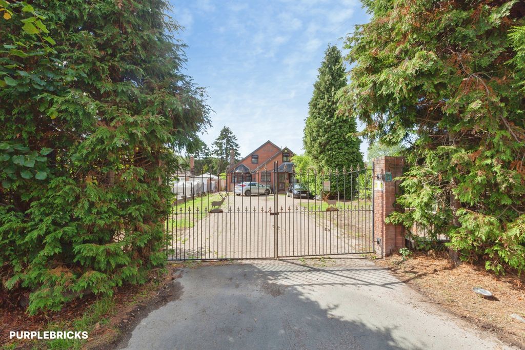 Property photo 1 of 33