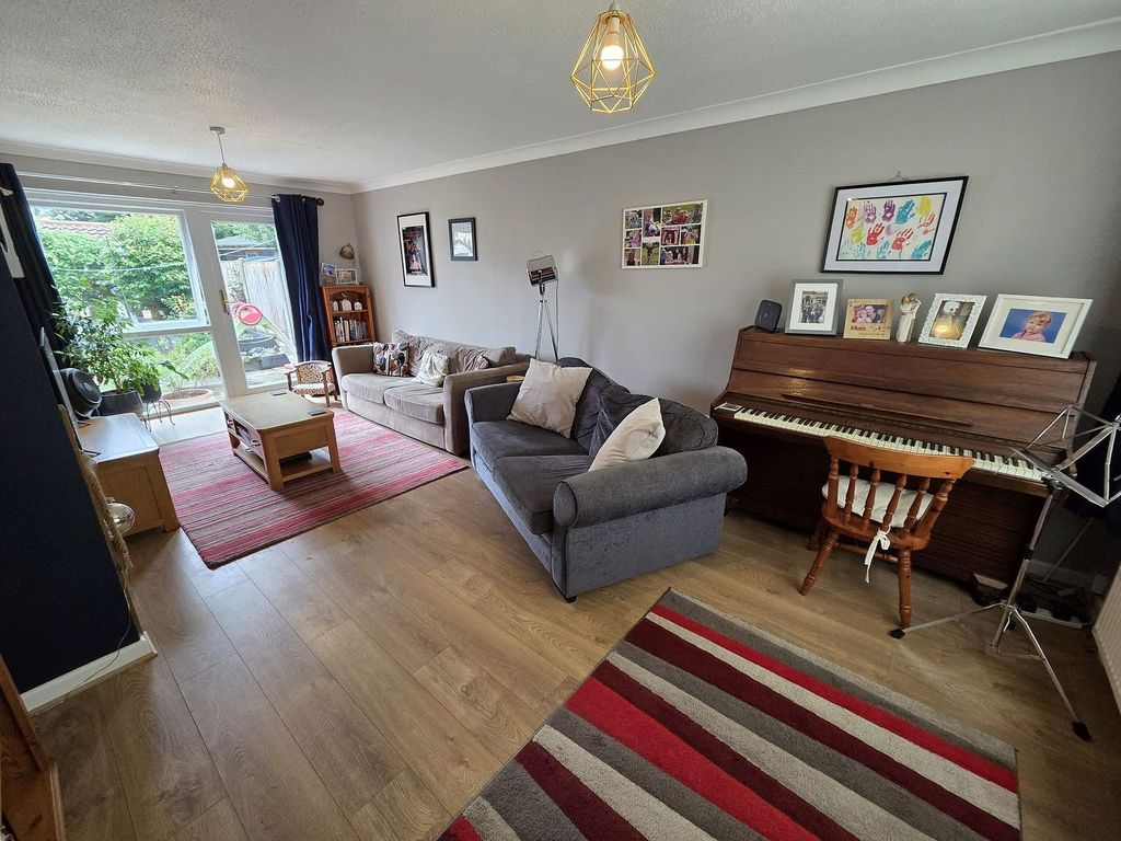 Property photo 3 of 14