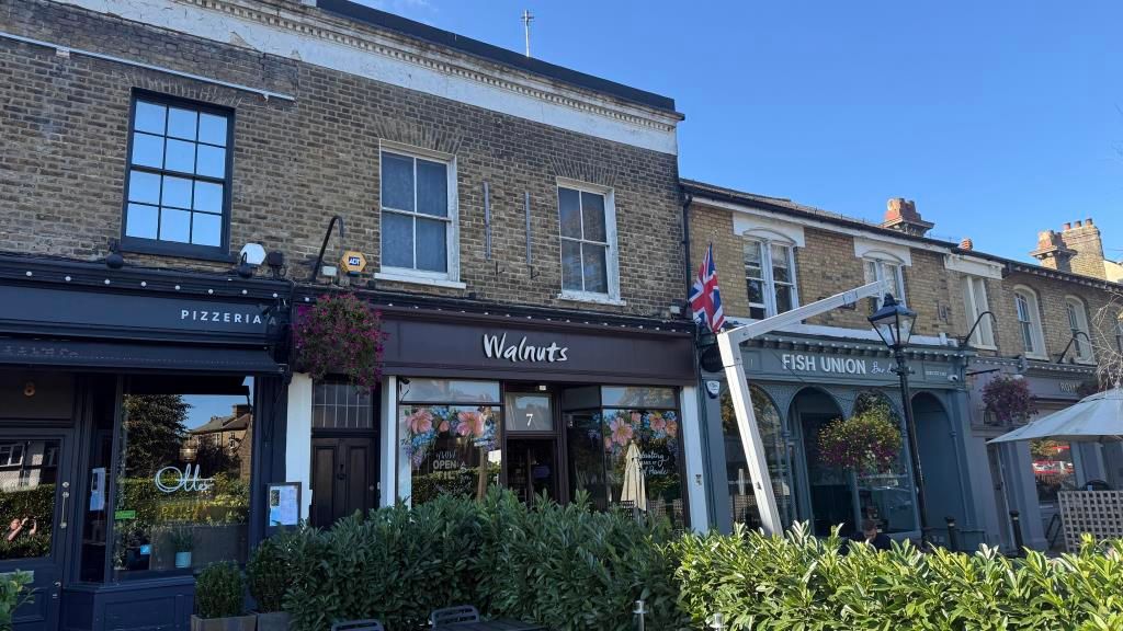 Property photo 1 of 1 External Image Of Shop And Flat Above From Street Level