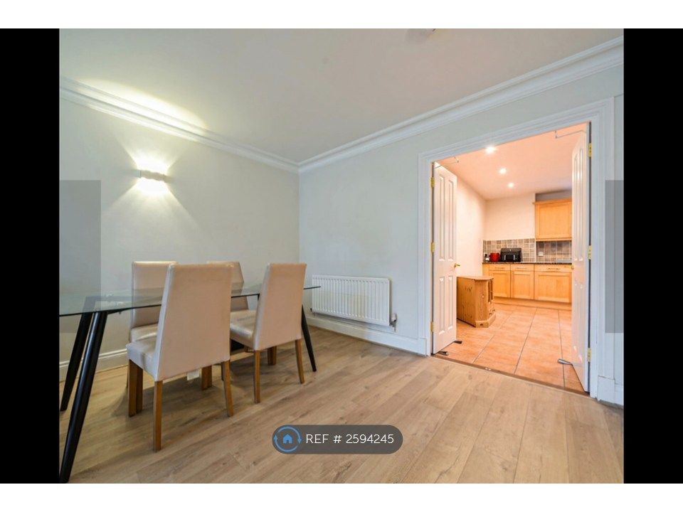 Property photo 3 of 17 Living/Dining Room