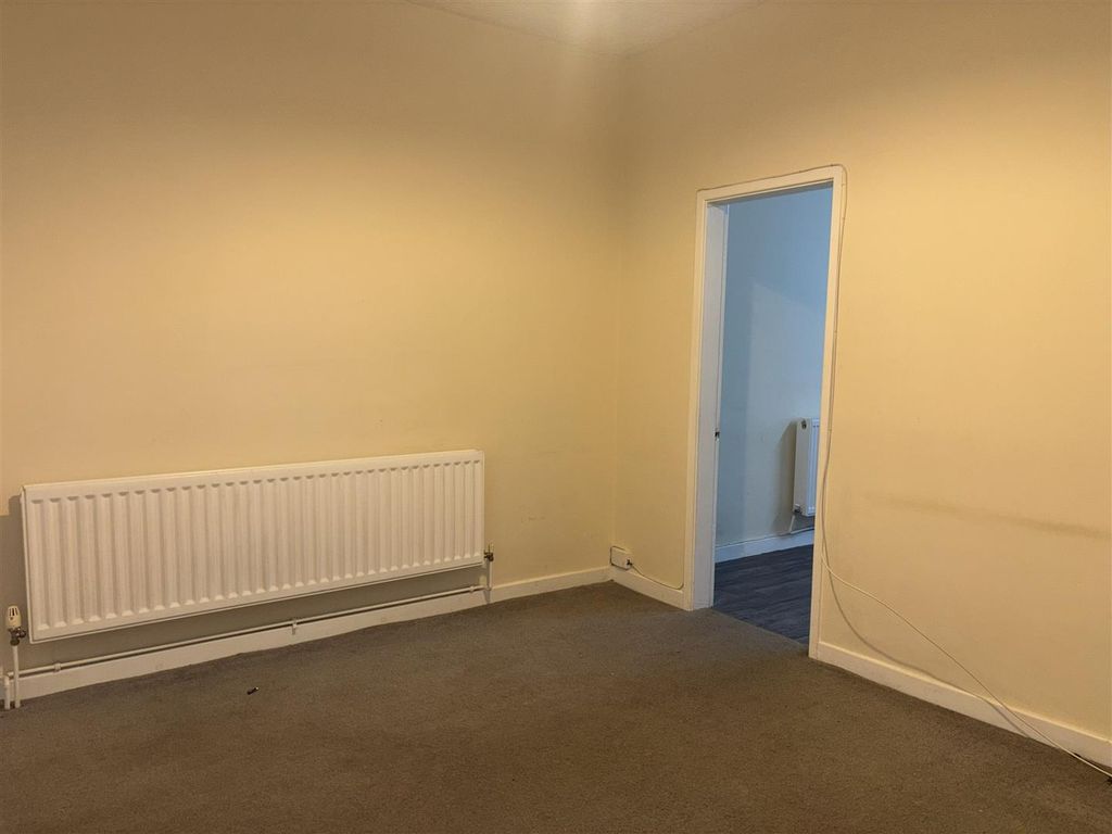 Property photo 2 of 11 Img_8700.Jpeg