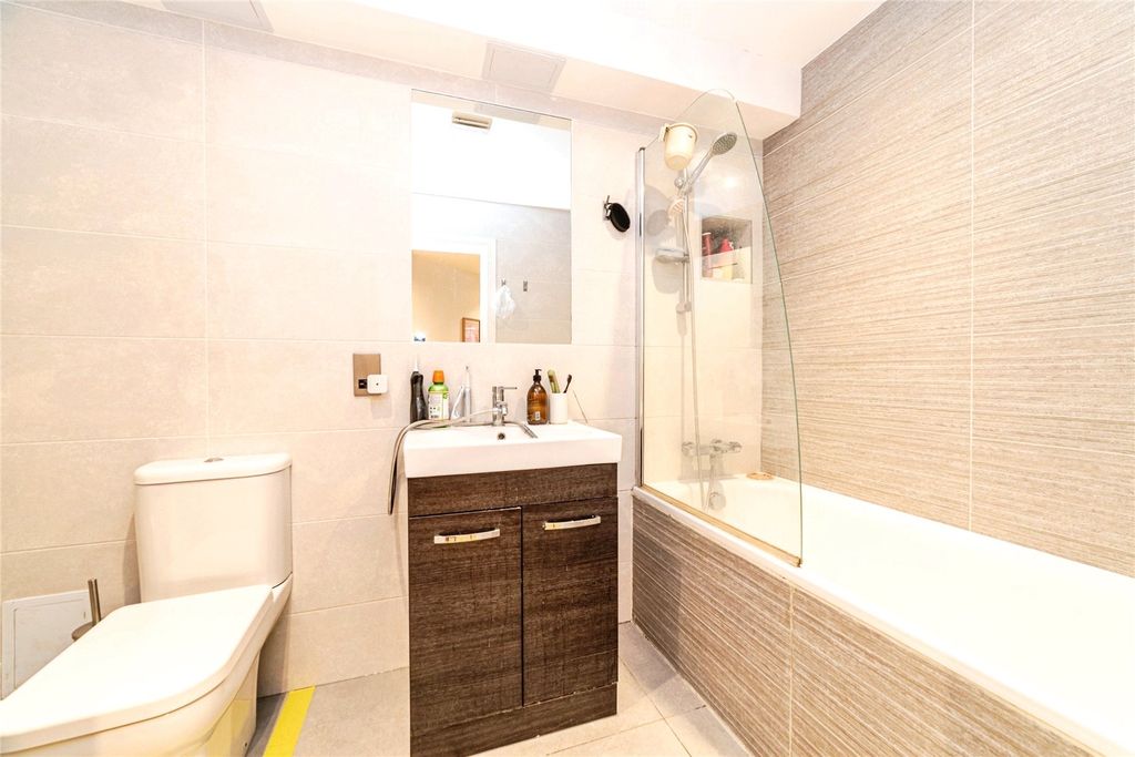 Property photo 3 of 16 Picture No. 07