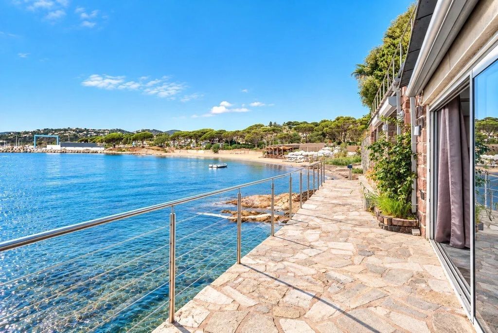 Property photo 1 of 15 Waterfront Villa In The Heart Of Les Issambres