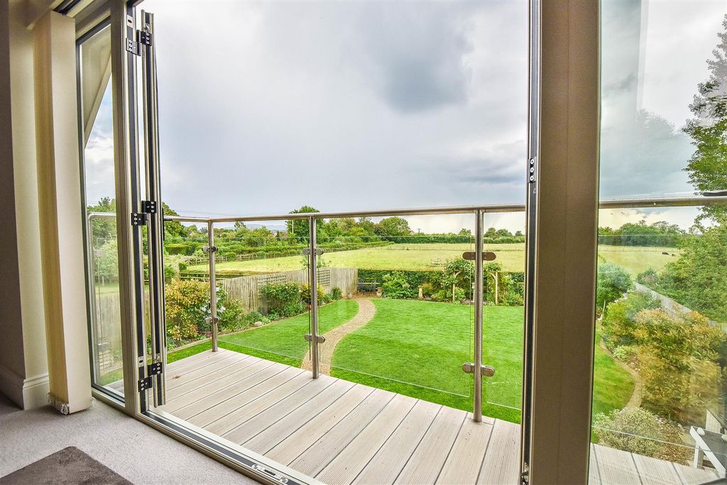 Property photo 3 of 36 Cp4_6539-2.Jpg