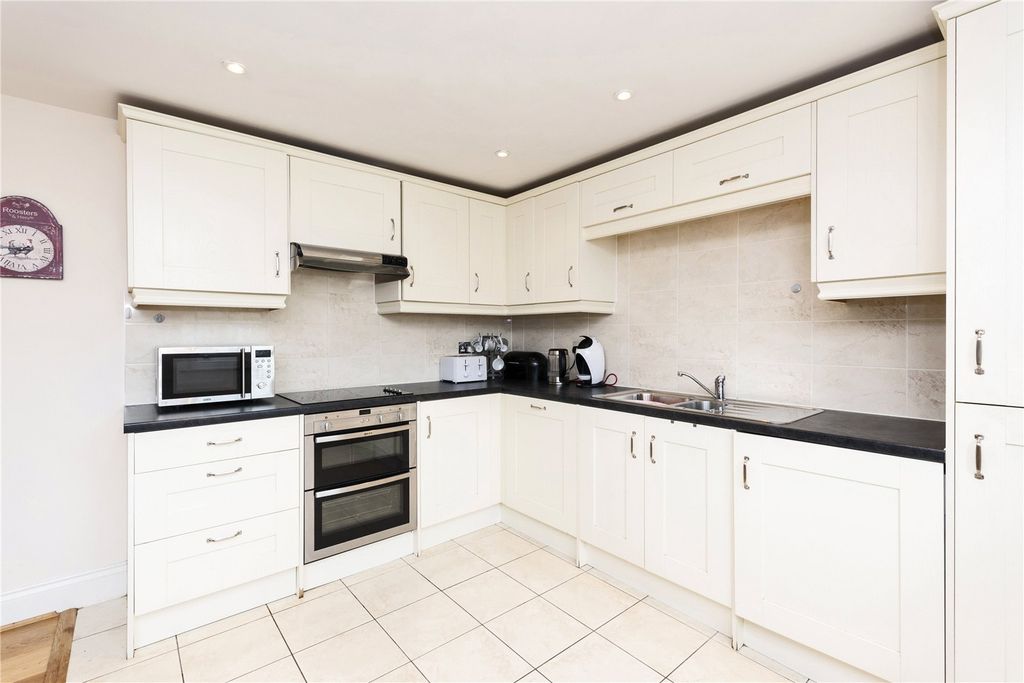Property photo 2 of 10 Picture No. 07