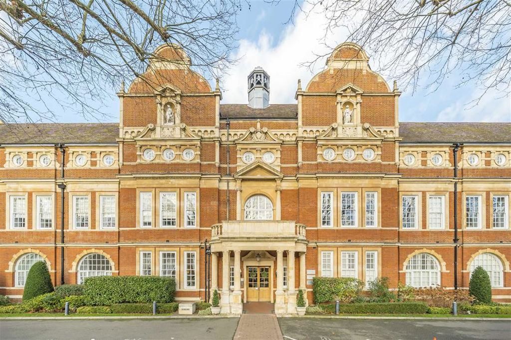 Property photo 1 of 5