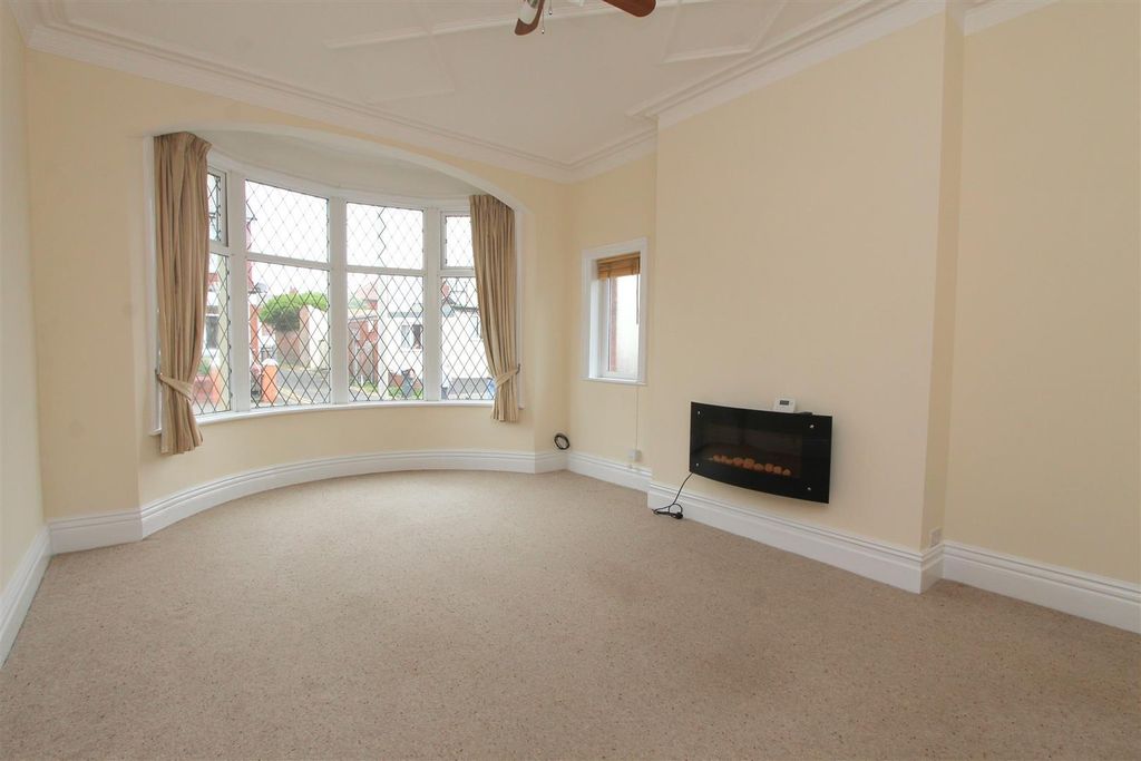 Property photo 2 of 13 Eascozgxneyw6Eowiolkxj9Lsdk.Jpg
