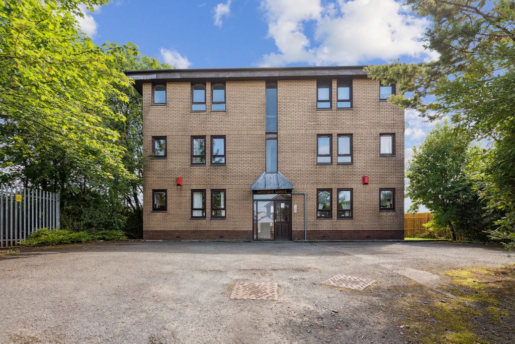 Property photo 1 of 13 49 Morrison Quadrant