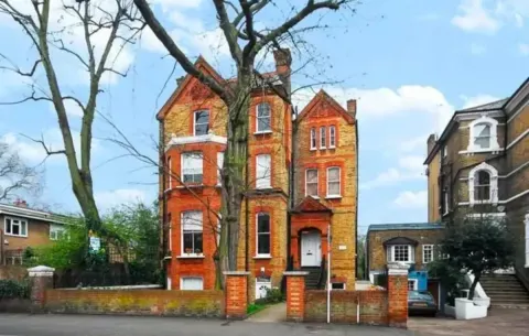 Property photo 3 of 5