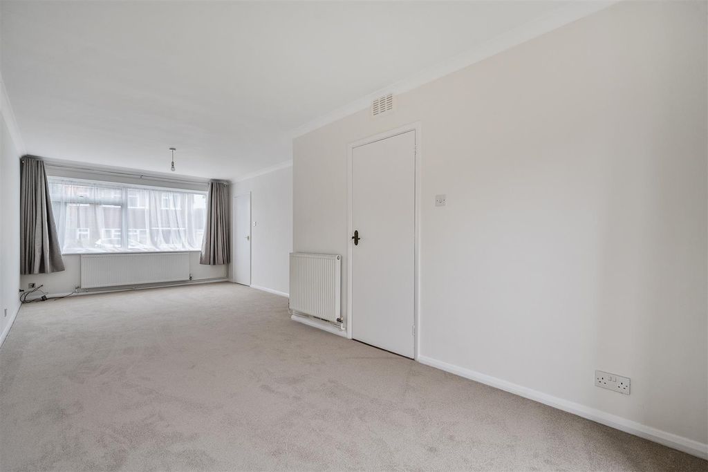 Property photo 2 of 12 Reception Room.Jpg