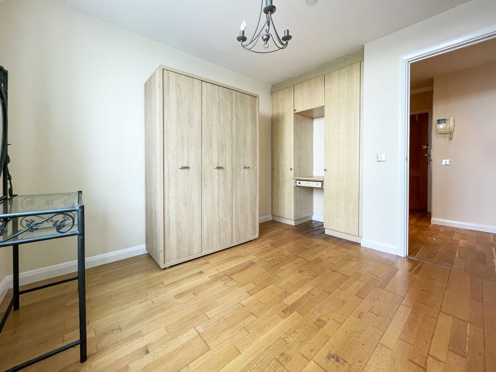 Property photo 3 of 8 Img_8070