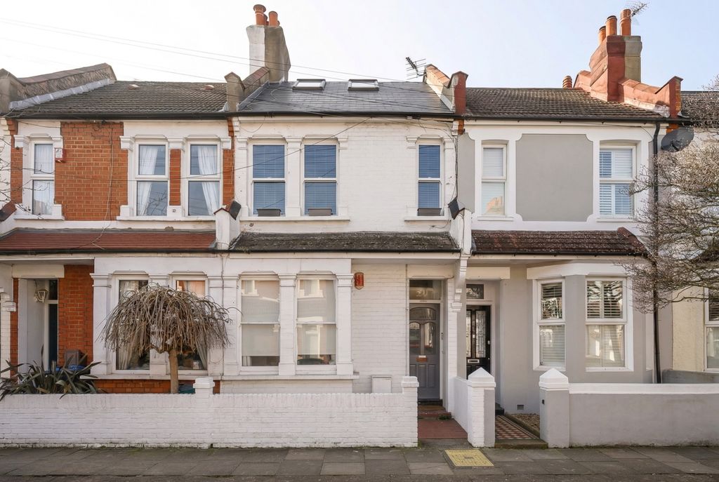 Property photo 1 of 9 Picture No. 10