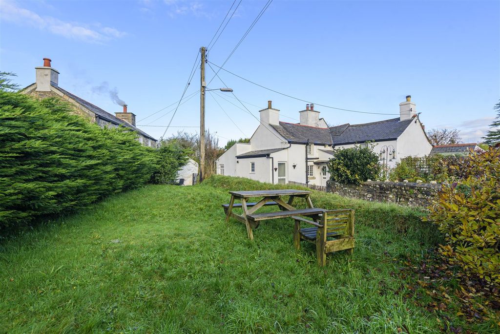 Property photo 2 of 17 925519 (10).Jpg