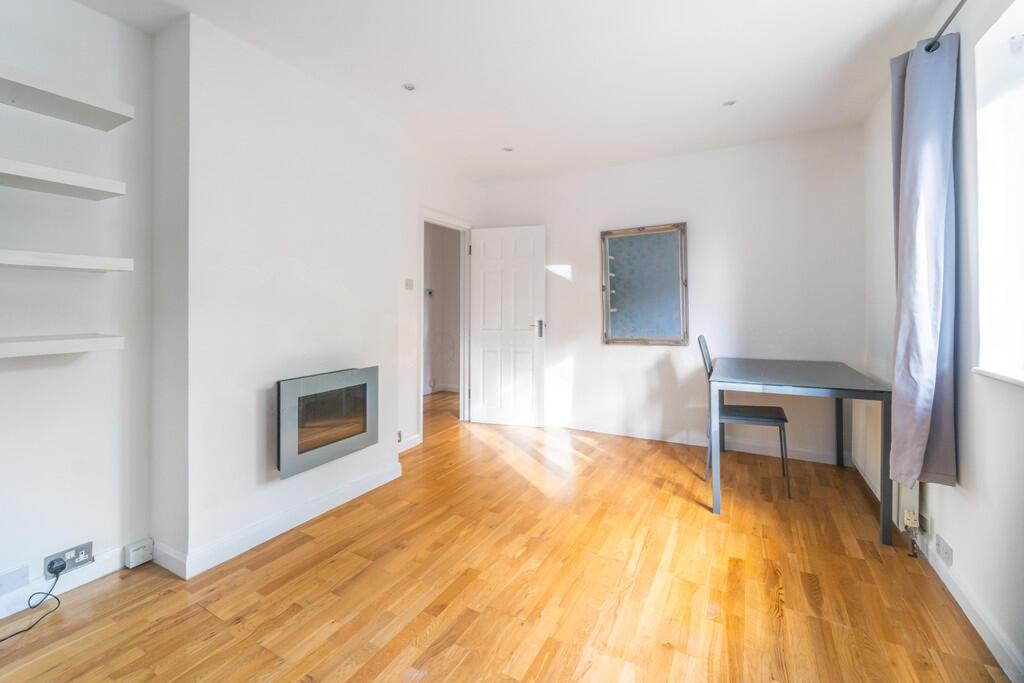 Property photo 3 of 14