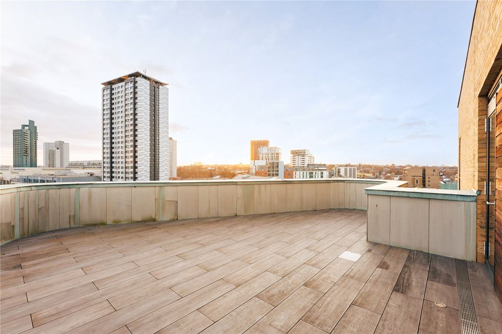 Property photo 2 of 8 Picture No. 06