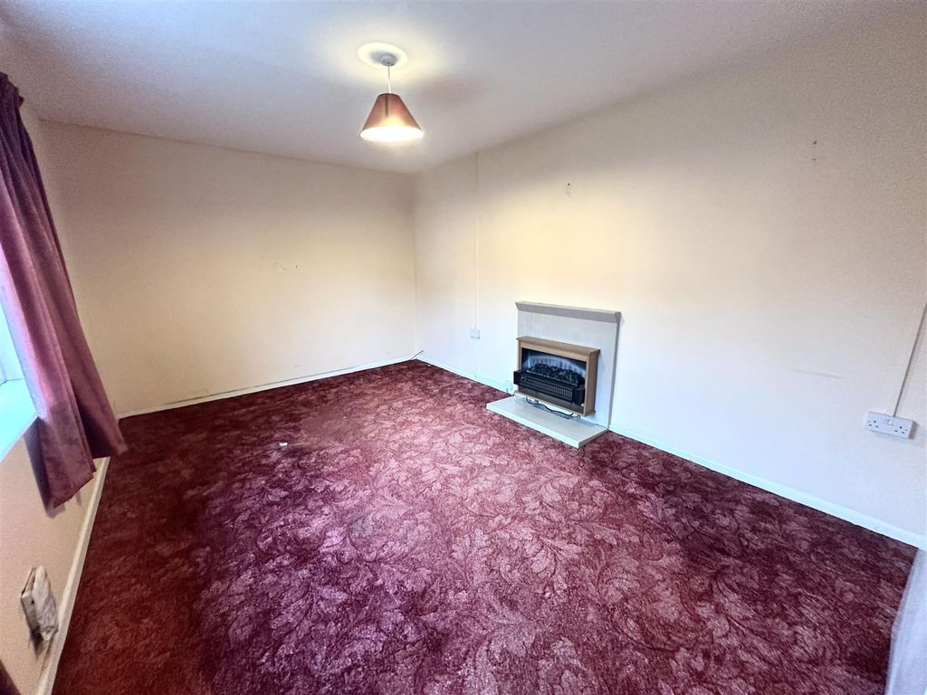 Property photo 2 of 17 20251112_121843572_Ios.Jpg