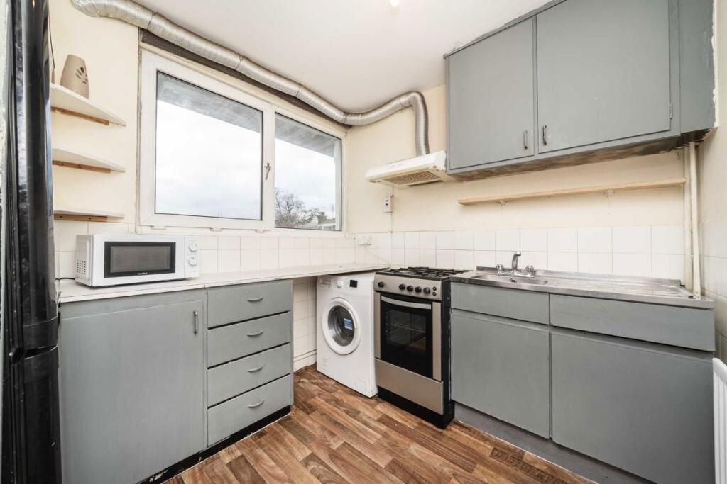 Property photo 3 of 4