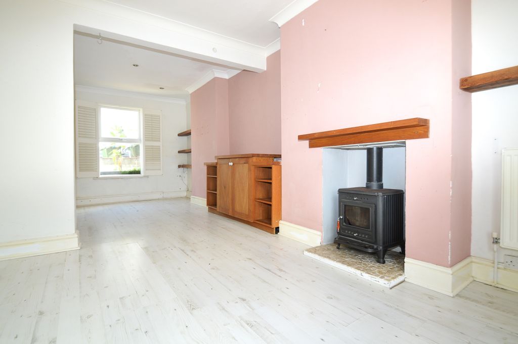 Property photo 2 of 10 Dsc_1402