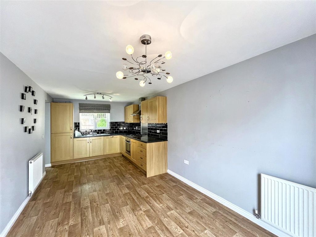 Property photo 2 of 12 Img_7243.Jpg